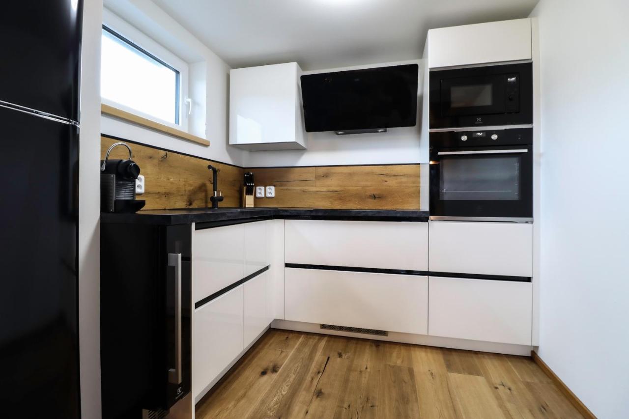 Woodhome - Luxury Mountain Apartment Horní Malá Úpa Eksteriør bilde