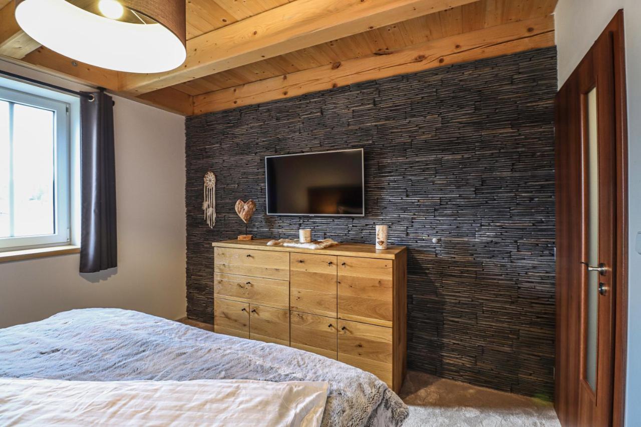 Woodhome - Luxury Mountain Apartment Horní Malá Úpa Eksteriør bilde